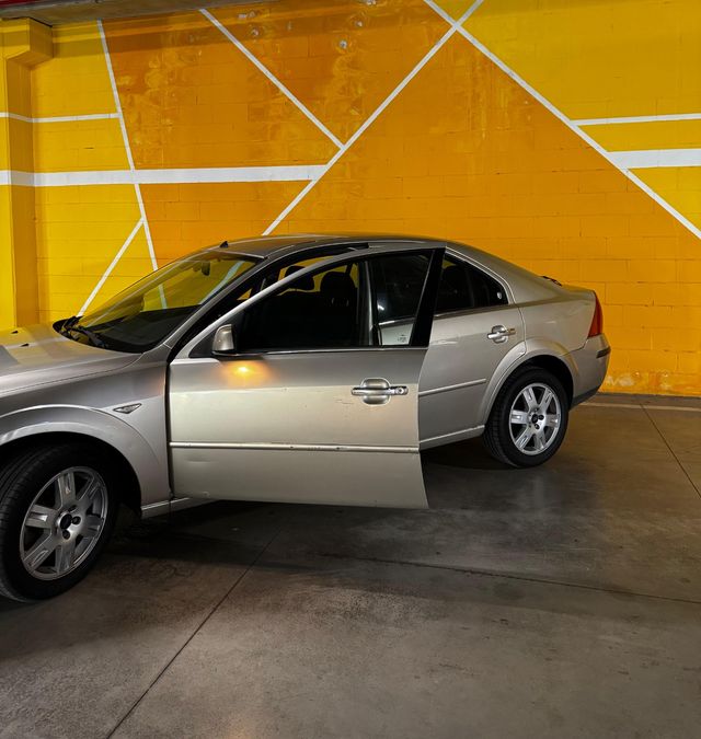 Ford Mondeo 2.0 TDCi Ghia