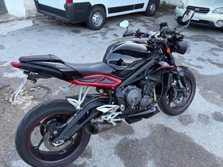 Triumph Street Triple 765 R