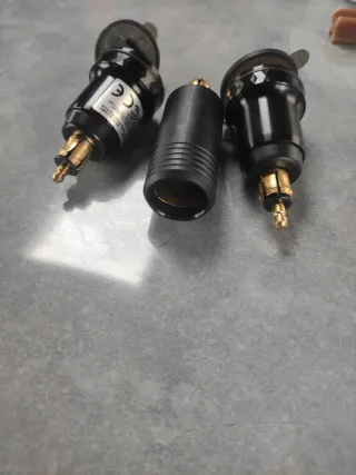 Adaptador Enchufe 12V Francia a Europeo