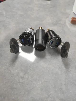 Adaptador Enchufe 12V Francia a Europeo