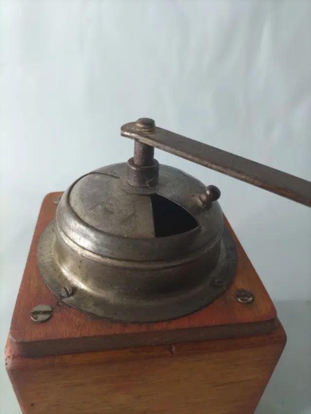 Molinillo de café LEHNARTZ antiguo