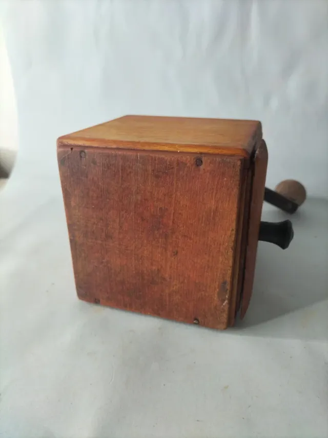 Molinillo de café LEHNARTZ antiguo