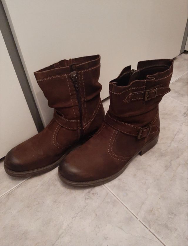 Botines marrones talla 36
