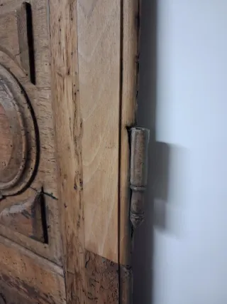 Puertas antiguas de madera tallada