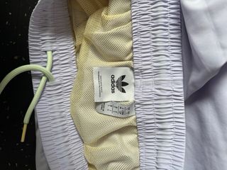 Pantalón corto Adidas mujer morado