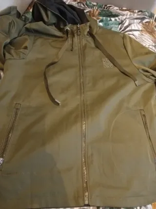 Cazadora Loewe verde talla S