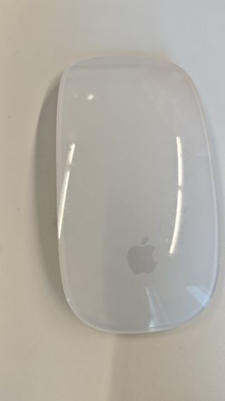 Macbook Air 15 M2 + Teclado + Mouse + Monitor