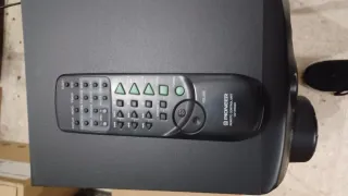 Equipo de música Pioneer 200W (100Wx2)para 26 cd's