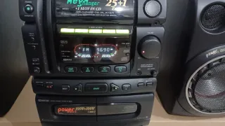 Equipo de música Pioneer 200W (100Wx2)para 26 cd's