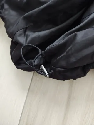 Abrigo premamá negro.hm