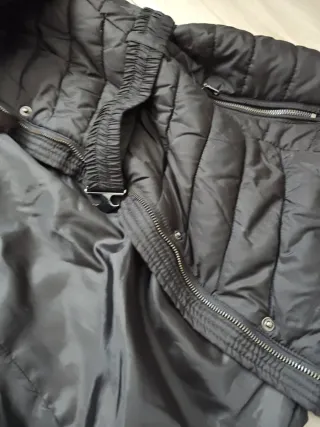 Abrigo premamá negro.hm