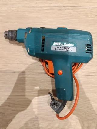 Taladro Black&Decker D140-500W 10mm