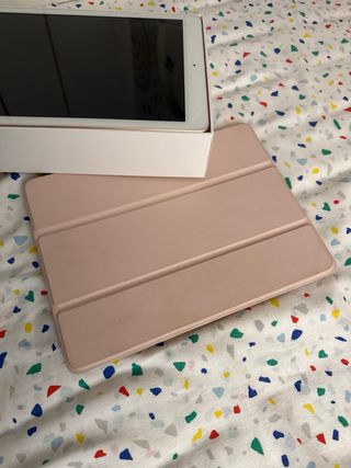 iPad 6ª Gen Wi-Fi 128GB