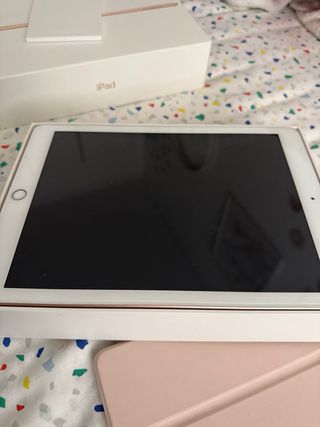 iPad 6ª Gen Wi-Fi 128GB