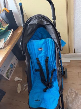 Carro de paseo plegable tipo bastón