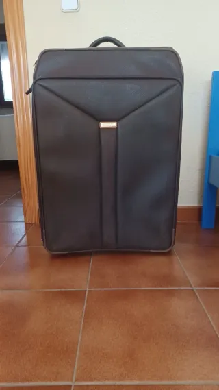 Maleta grande marrón