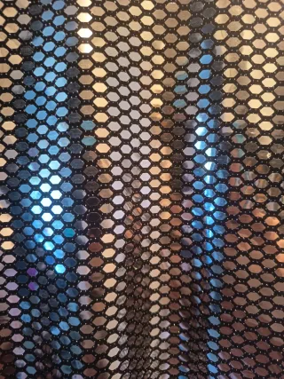 Tirantes de lentejuelas plateadas