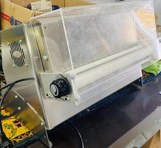 LAMINADORA DE MASA PROFESIONAL HOSTEK