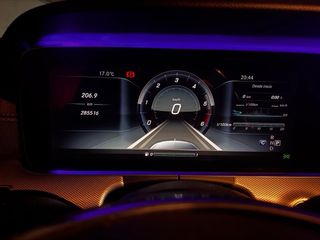 Mercedes-Benz Clase E 220 state AMG