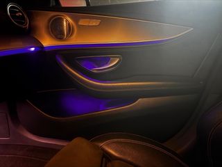 Mercedes-Benz Clase E 220 state AMG