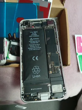 2 Schermi di Ricambio per iPhone 8+