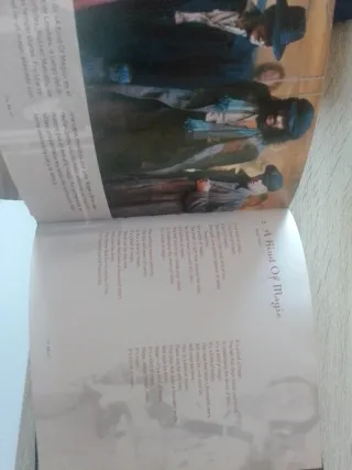 Libro CD Queen A Kind Of Magic / The Works