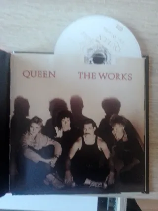 Libro CD Queen A Kind Of Magic / The Works
