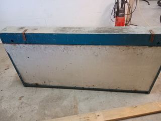 Tablero de herramientas con persiana