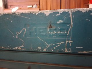 Tablero de herramientas con persiana