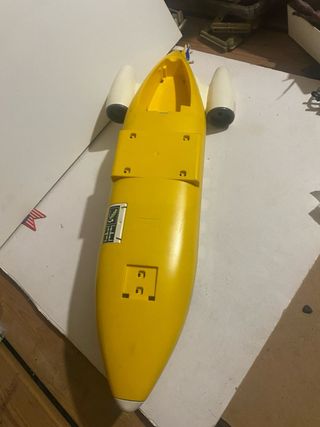 Fuselaje de avión para desguace