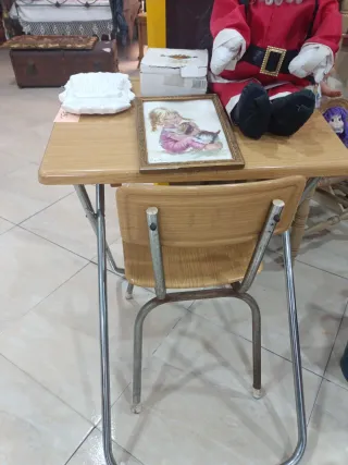 Pupitre infantil madera y metal