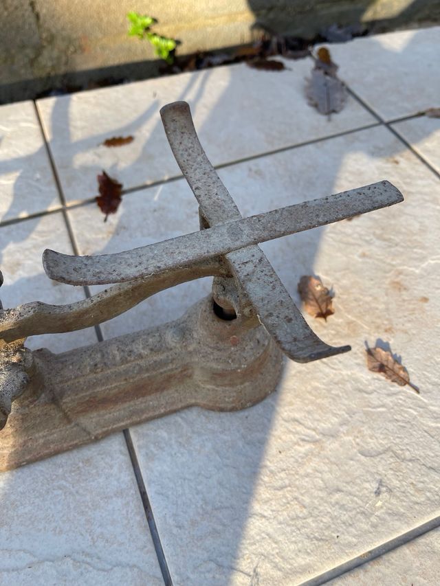 Balanza de platillos antigua