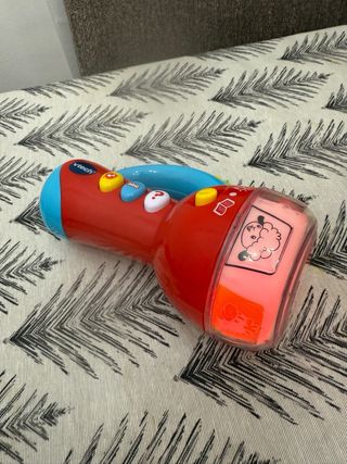 Linterna musical en inglés VTech para bebés