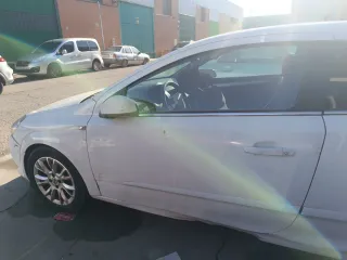 Opel Astra 2009. Junta culata ida