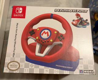 Nintendo Switch con giochi e accessori