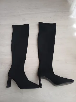 Botas altas negras