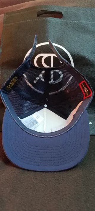 Gorra SR Lujo Negra y Blanca,