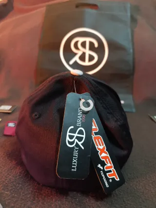 Gorra SR Lujo Negra y Blanca,