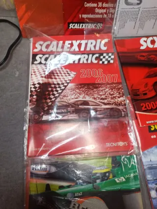 Lote Catálogos Scalextric y SCX