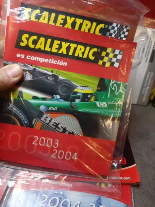 Lote Catálogos Scalextric y SCX