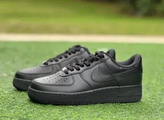 Nike Air Force 1 Negras Talla 42