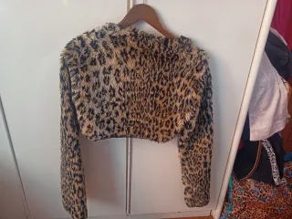 Chaqueta pelo leopardo