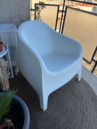 Sillón Skarpo Ikea (2 unidades), color blanco.