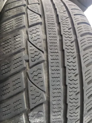 Llantas Nissan 225/50R17 98V 5x114.3