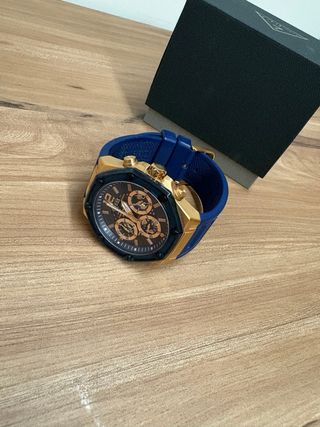 Reloj Guess Azul y Dorado