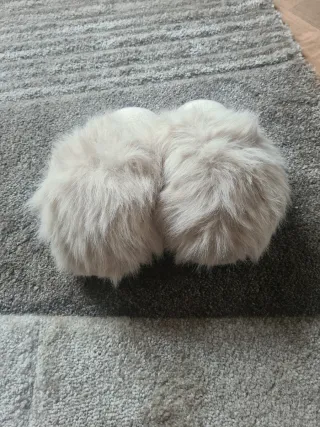 Pantofole pelose morbide  beige chiaro