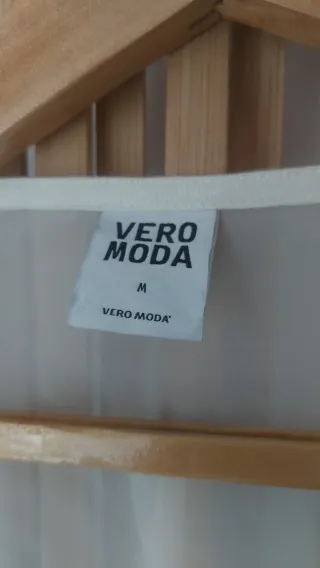 Top blanco tela trasera trasparente traslucida