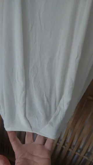 Top blanco tela trasera trasparente traslucida