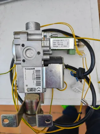 Despiece Caldera Junkers Ceraclass MIDI ZW24