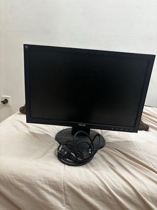 Monitor Asus Negro con Cable de alimentación